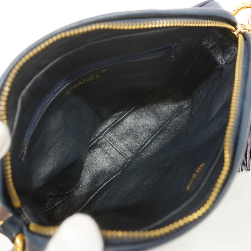 【6hf6169】シャネル ショルダーバッグ マトラッセ フリンジ付きチェーンショルダー ラムスキン ネイビー ゴールド金具【中古】レディース