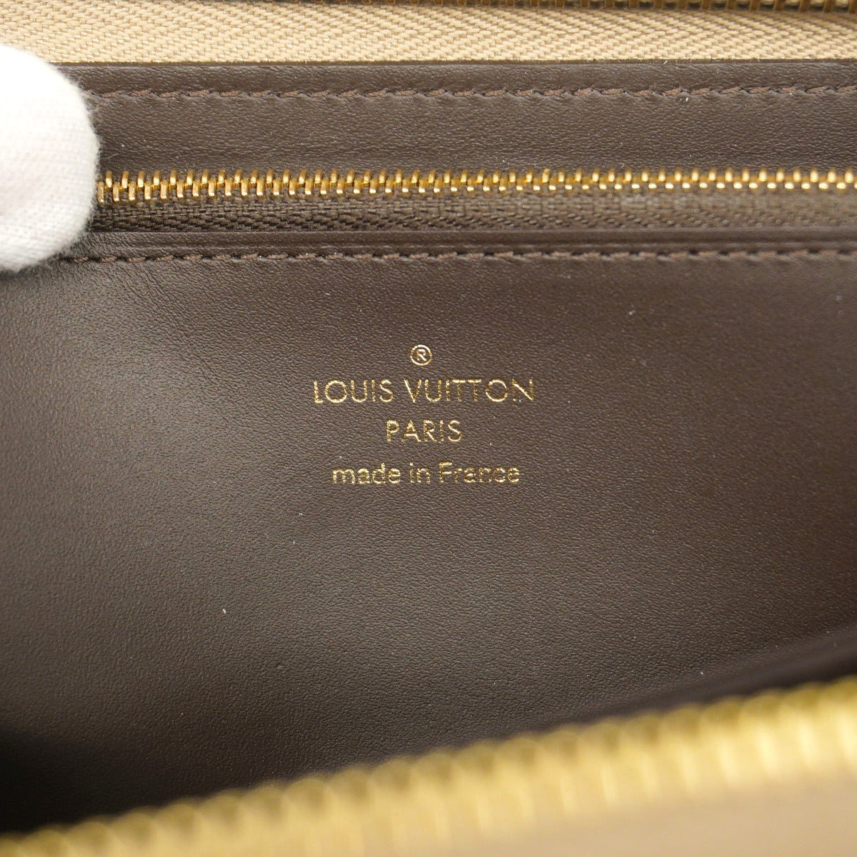 【6hf6176】ルイヴィトン 長財布 トリヨン ポルトフォイユコメット M63104 ガレ【中古】レディース