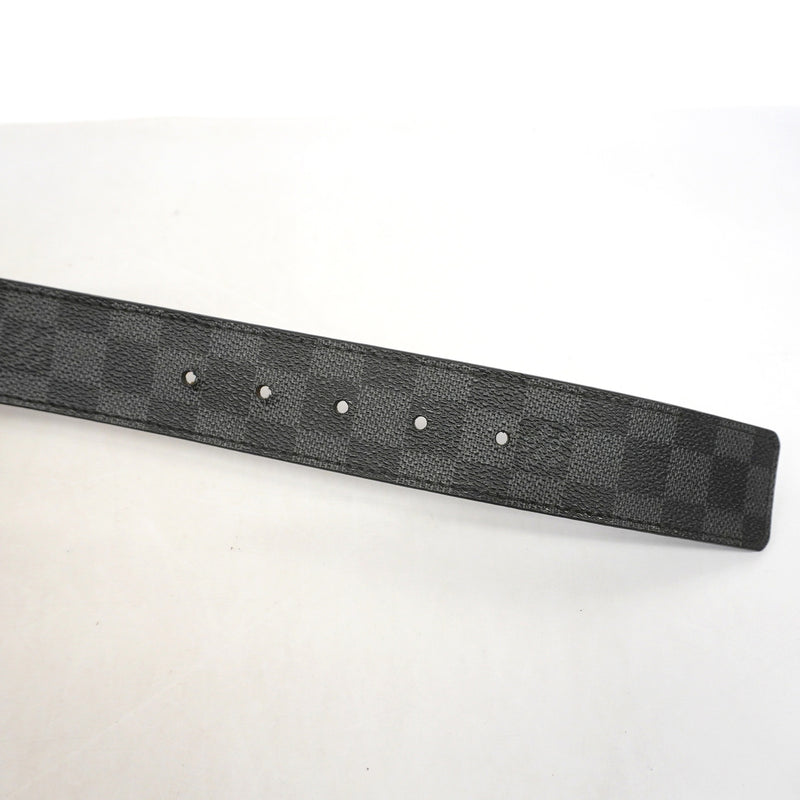 【6hf6177】ルイヴィトン ベルト ダミエ・グラフィット サンチュールLVイニシャル M9808 ブラック【中古】メンズ