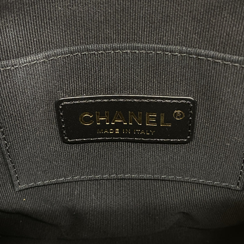 【6hf6189】シャネル ショルダーバッグ マトラッセ ラムスキン ベージュ ゴールド金具【中古】レディース