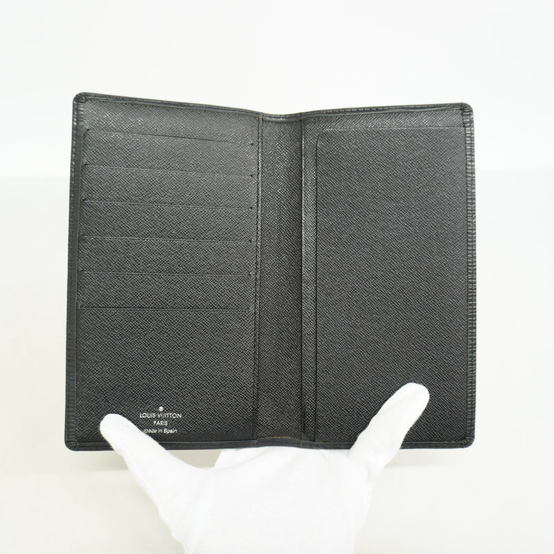 【6hf6203】ルイヴィトン 手帳カバー エピ ポルトカルトクレディ ノワール【中古】メンズ レディース ユニセックス