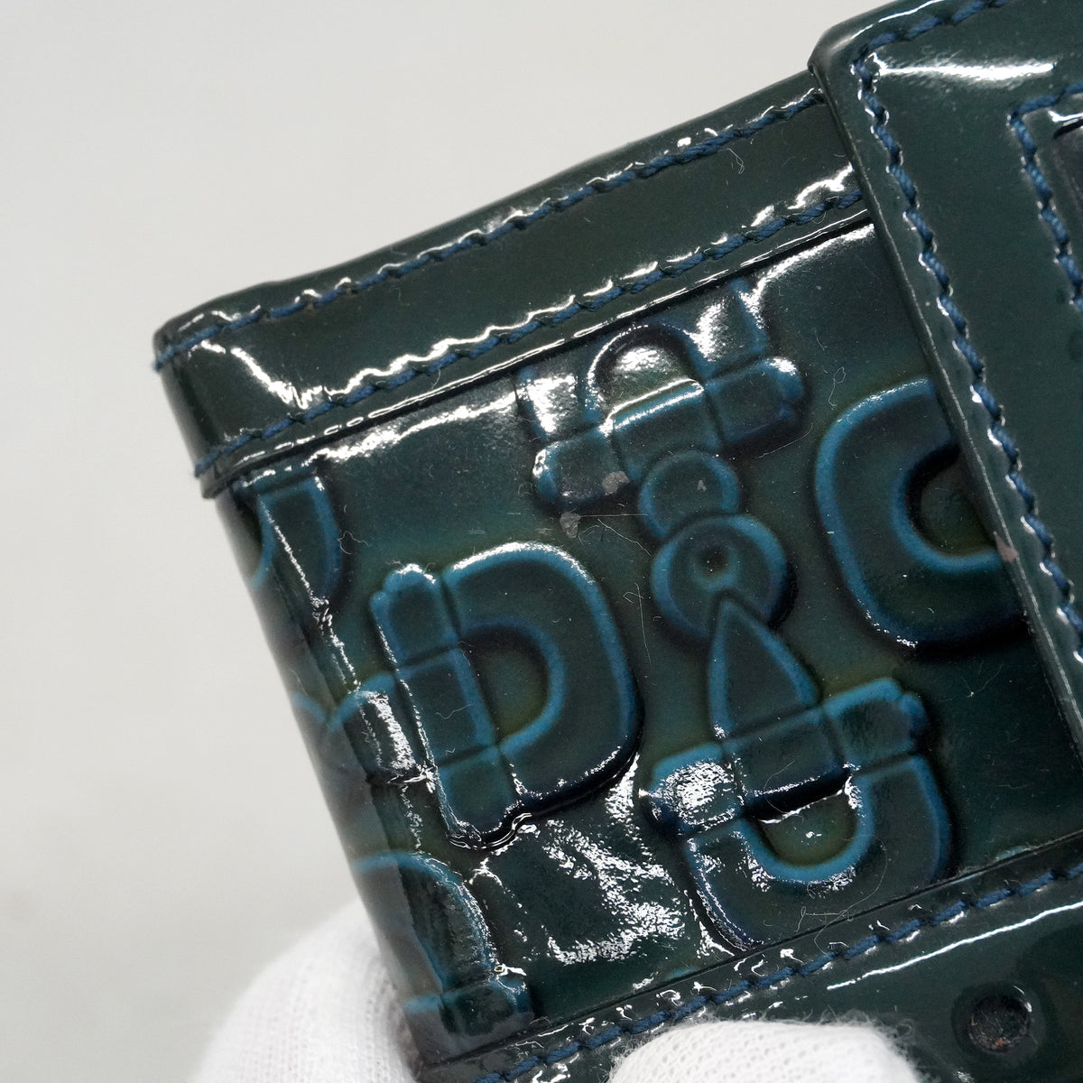 【6hf6232】グッチ 財布 ホースビット 145748 エナメル グリーン ゴールド金具【中古】レディース