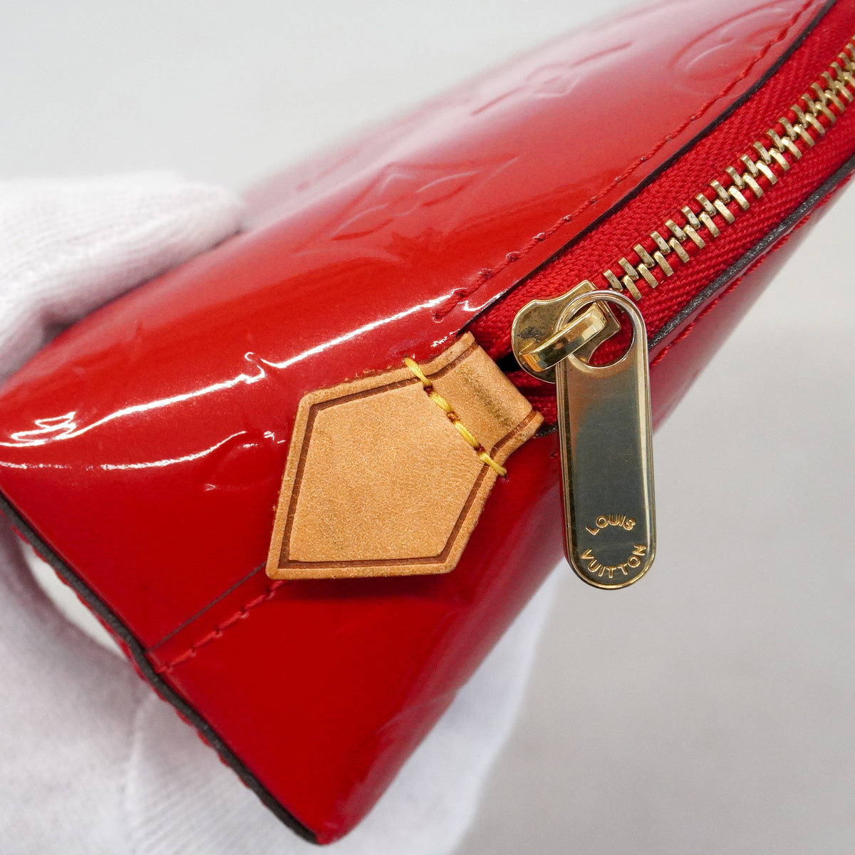 【6hf6238】ルイヴィトン ポーチ ヴェルニ ポシェットコスメティック M90172 スリーズ【中古】レディース