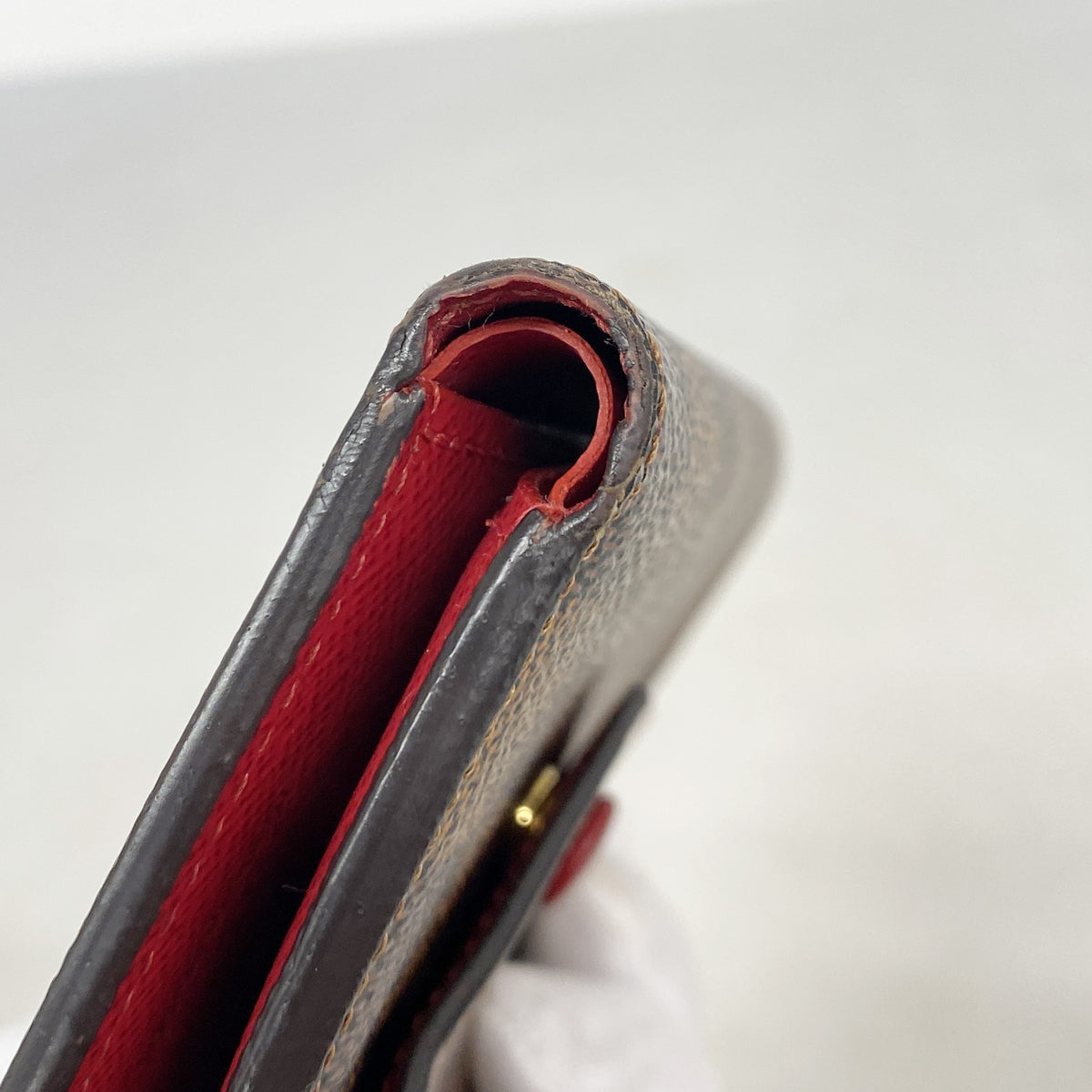 【6hf6245】ルイヴィトン 三つ折り財布 ダミエ ポルトフォイユヴィクトリーヌ N41659 エベヌ【中古】レディース