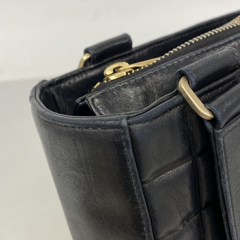 【6hf6258】シャネル トートバッグ チョコバー ラムスキン ブラック ゴールド金具【中古】レディース