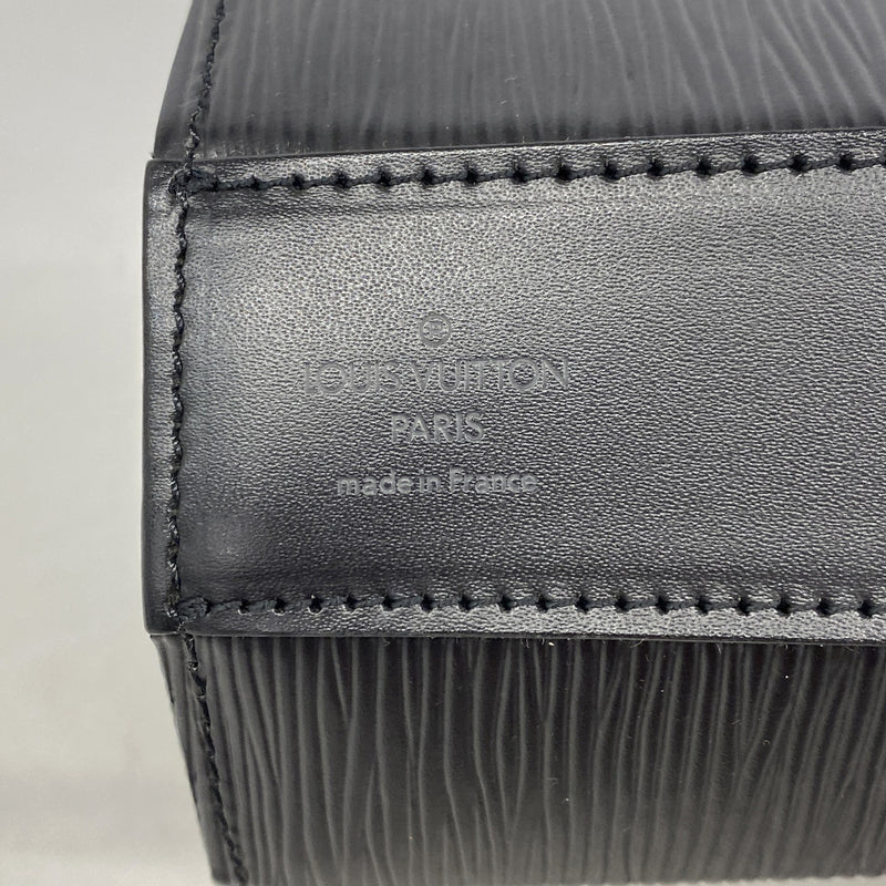 【6hf6276-k】ルイヴィトン ショルダーバッグ エピ サックソウ M80161 ノワール【中古】レディース