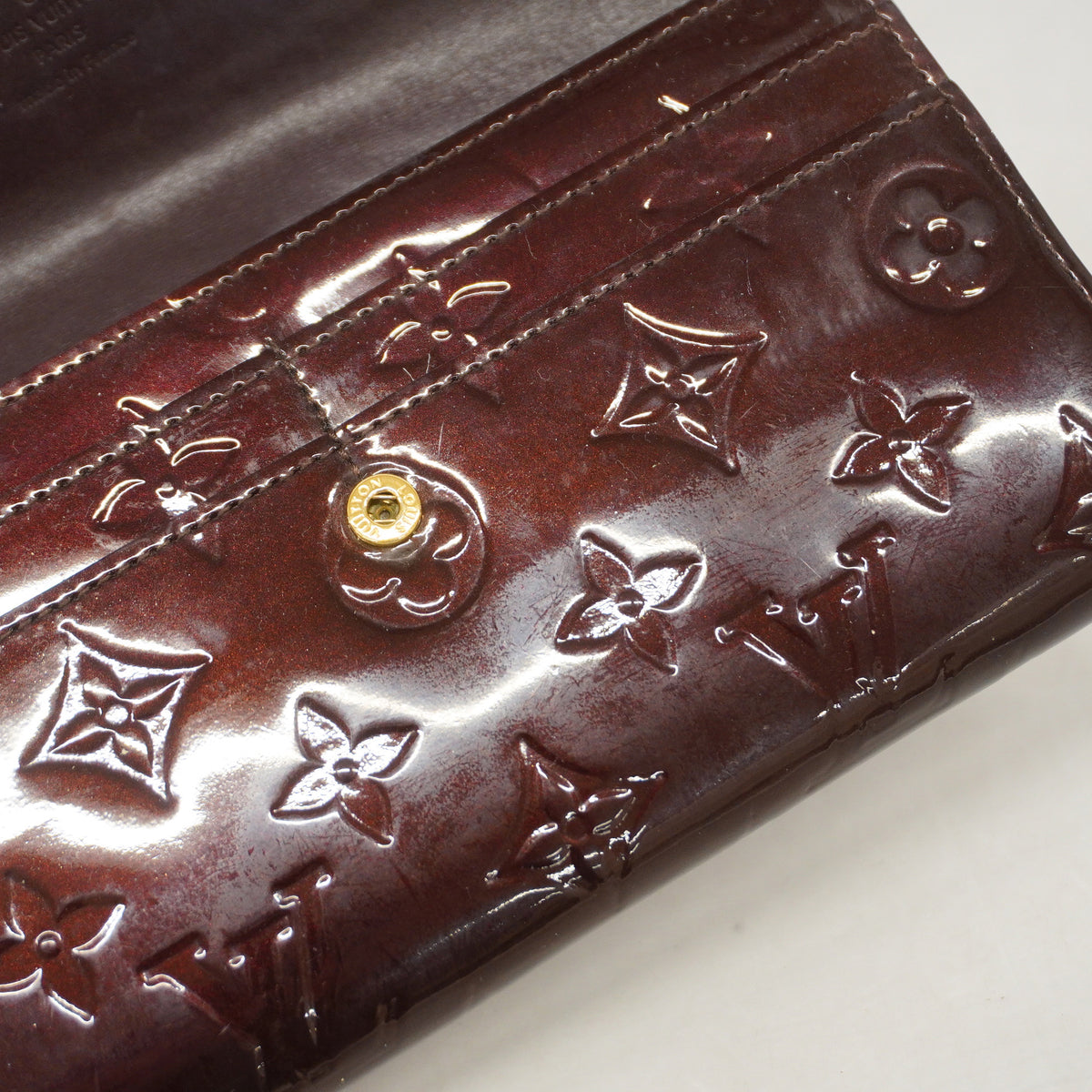 【6hf6280-k】ルイヴィトン 長財布 ヴェルニ ポルトフォイユサラ M93524 アマラント【中古】レディース