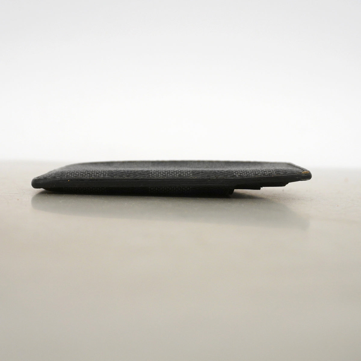 【6hf6282-k】ルイヴィトン カードケース ダミエ・グラフィット ネオポルトカルト N62666 ブラック グレー【中古】メンズ
