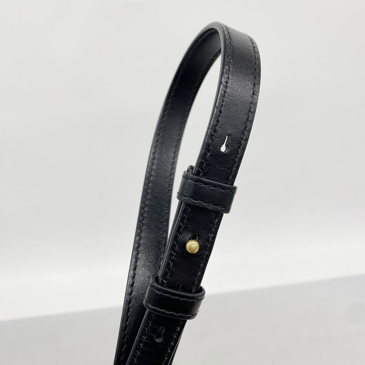 【6hf6284】グッチ ショルダーバッグ GGマーモント 447632 レザー ブラック ゴールド金具【中古】レディース