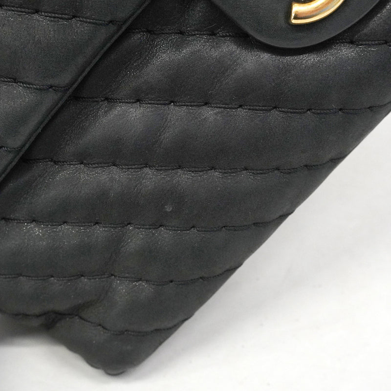 【6hf6295-k】シャネル ショルダーバッグ チェーンショルダー シェブロン スパークルレザー ブラック ゴールド金具【中古】レディース