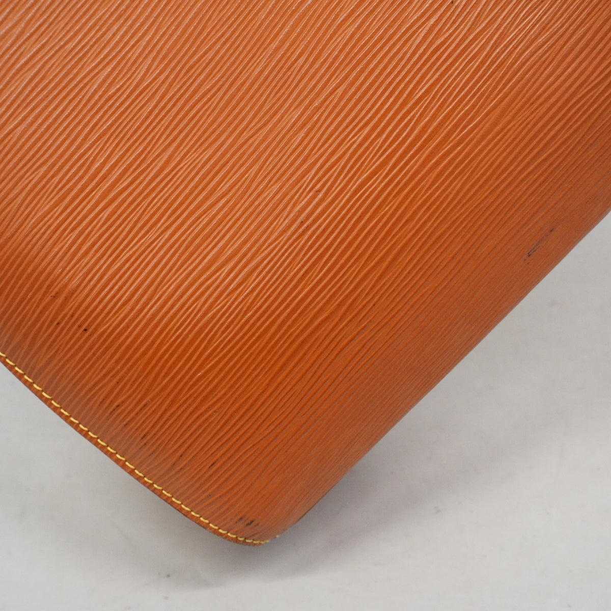 【6hf6298-k】ルイヴィトン ハンドバッグ エピ ソルボンヌ M54518 ジパングゴールド【中古】レディース
