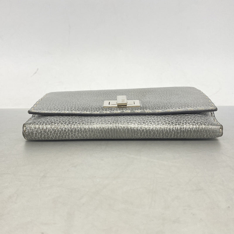 【6hf6323】フェンディ 長財布 セレリア レザー シルバー シルバー金具【中古】レディース