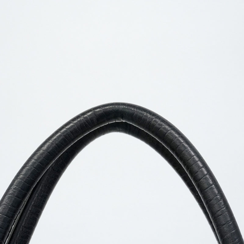 【6hf6359-k】グッチ トートバッグ GGキャンバス ホースビット 137385 キャンバス ブラック ゴールド金具【中古】レディース