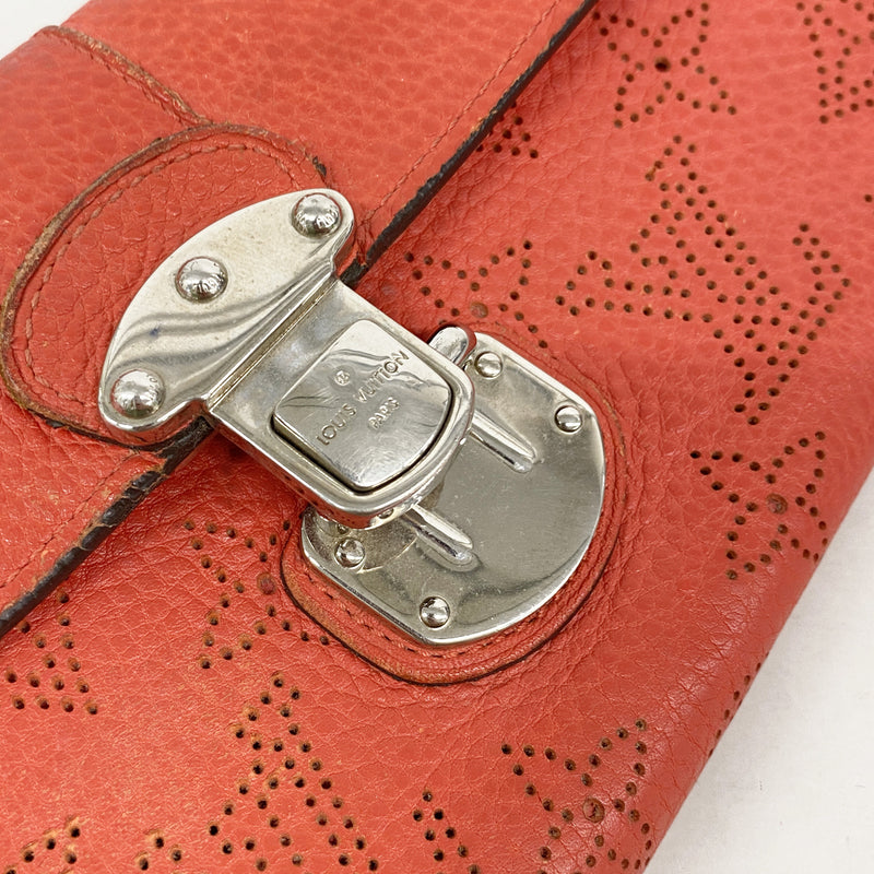 【6hf6371】ルイヴィトン 長財布 マヒナ ポルトフォイユイリス M58161 コライユ【中古】レディース