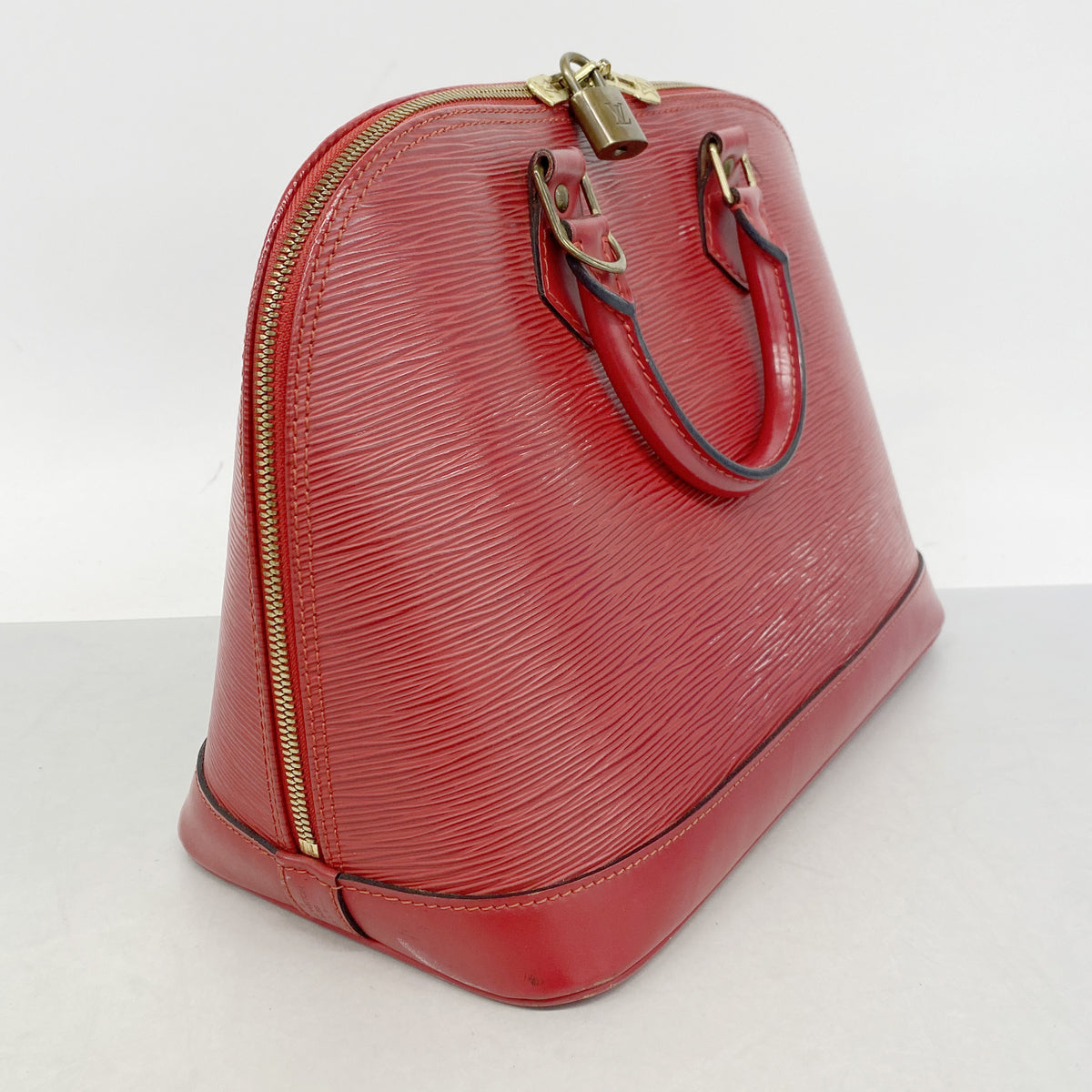 【6hf6376】ルイヴィトン ハンドバッグ エピ アルマ M52147 カスティリアンレッド 2wayバッグ【中古】レディース