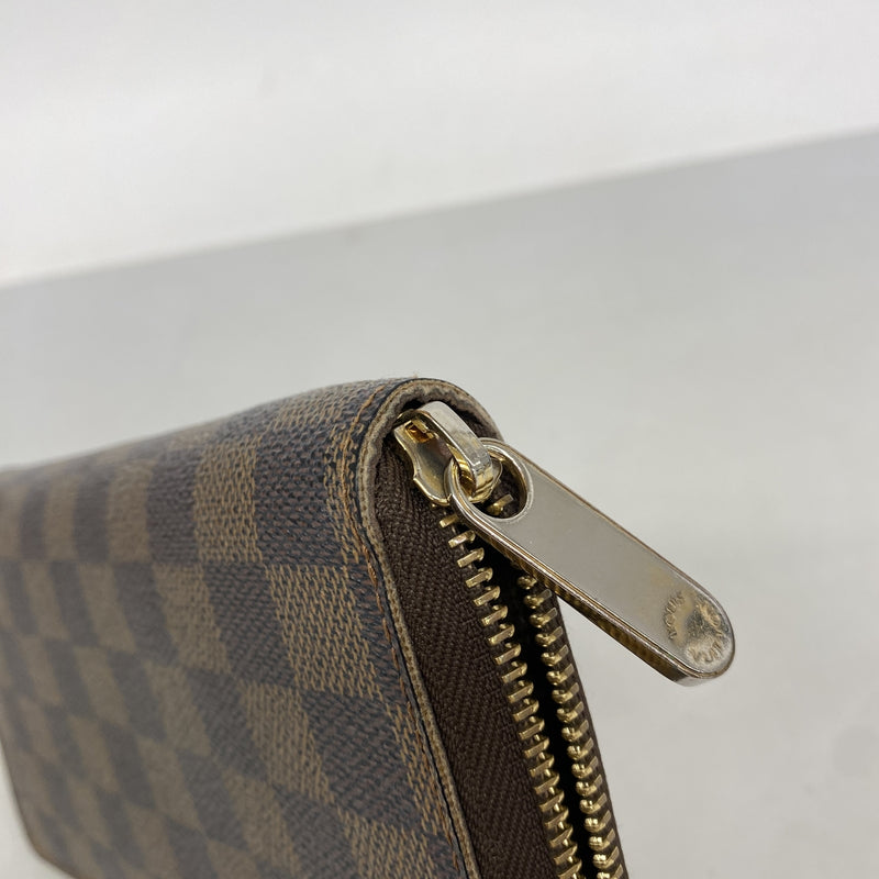 【6hf6381】ルイヴィトン 長財布 ダミエ ジッピーウォレット N60015 エベヌ【中古】レディース