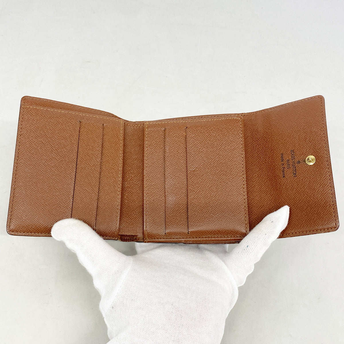 【6hf6404】ルイヴィトン 三つ折り財布 モノグラム ポルトモネビエカルトクレディ M61652 ブラウン【中古】レディース
