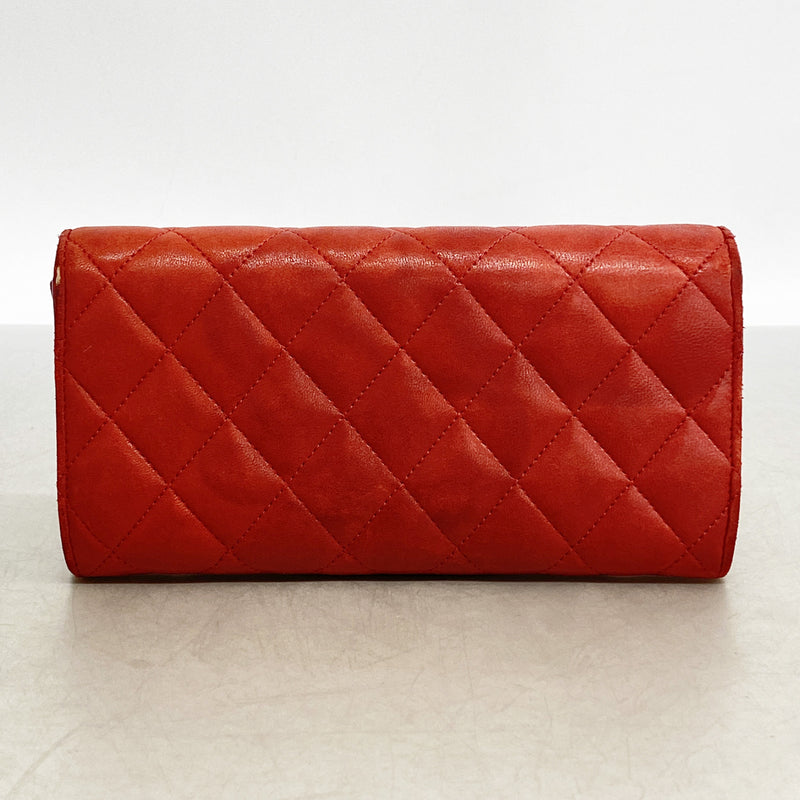 【6hf6454】シャネル 長財布 マトラッセ ラムスキン レッド シルバー金具【中古】レディース