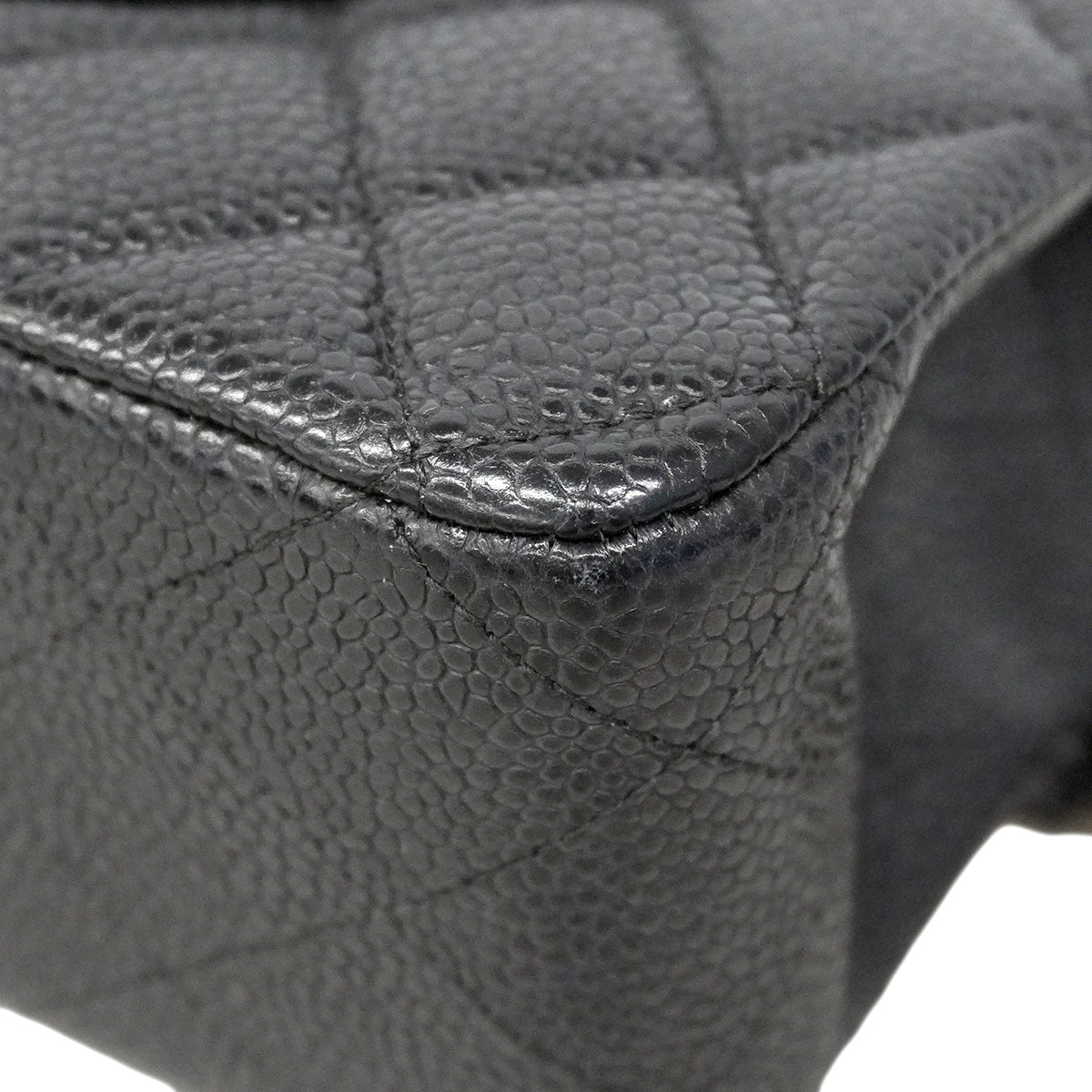 【6hf6473】シャネル ショルダーバッグ マトラッセ Wフラップ Wチェーン キャビアスキン ブラック シルバー金具【中古】レディース