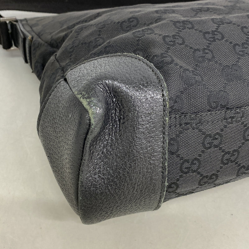 【6ia0076】グッチ ショルダーバッグ GGキャンバス 110054 キャンバス ブラック シルバー金具【中古】レディース