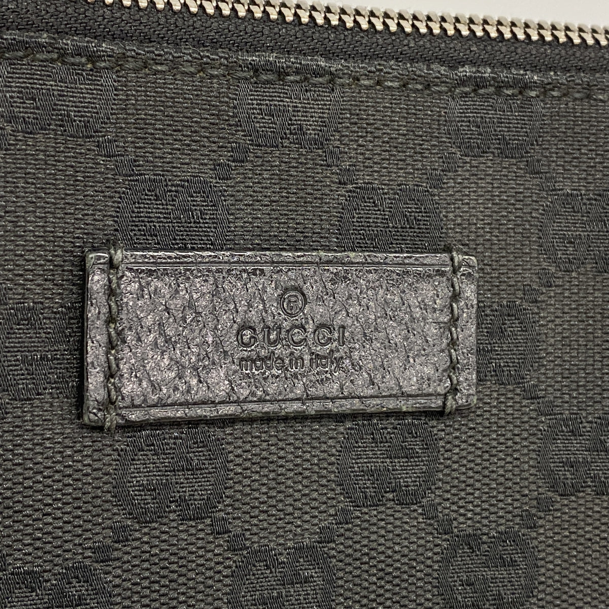 【6ia0076】グッチ ショルダーバッグ GGキャンバス 110054 キャンバス ブラック シルバー金具【中古】レディース