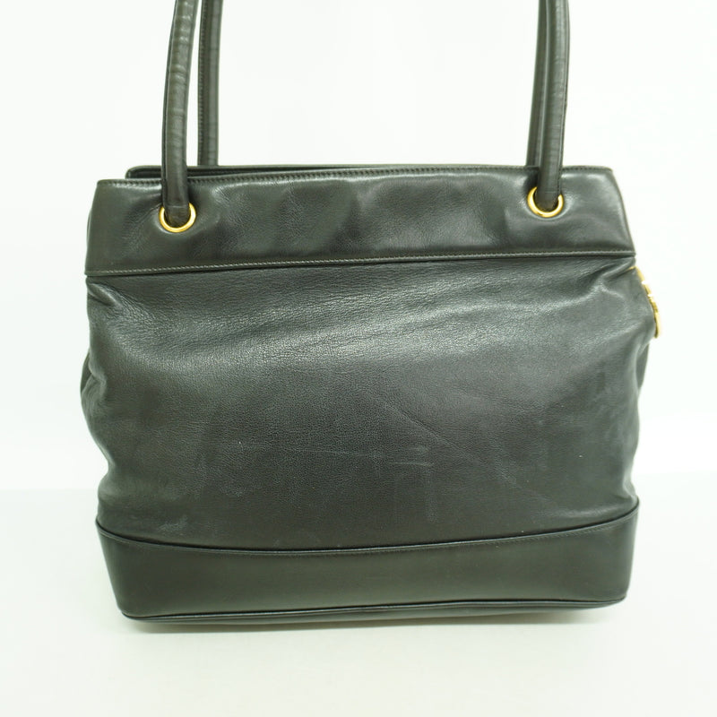 【6ia0097】シャネル トートバッグ ラムスキン ブラック ゴールド金具【中古】レディース