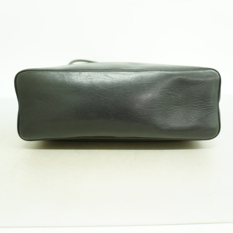 【6ia0097】シャネル トートバッグ ラムスキン ブラック ゴールド金具【中古】レディース