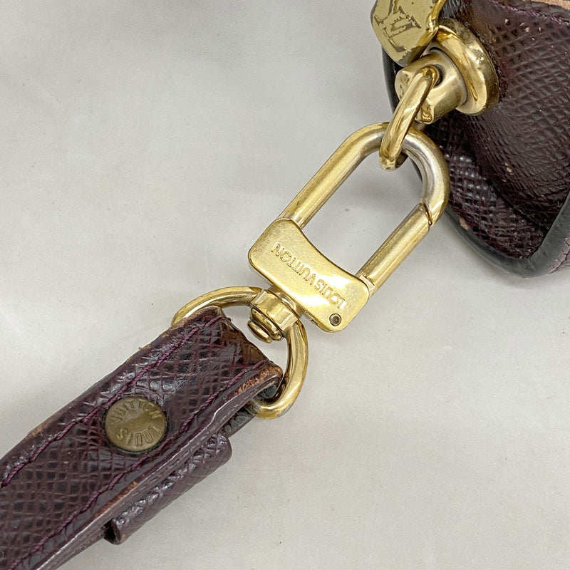 【6ia0110】ルイヴィトン クラッチバッグ タイガ バイカル M30186 アカジュー【中古】メンズ
