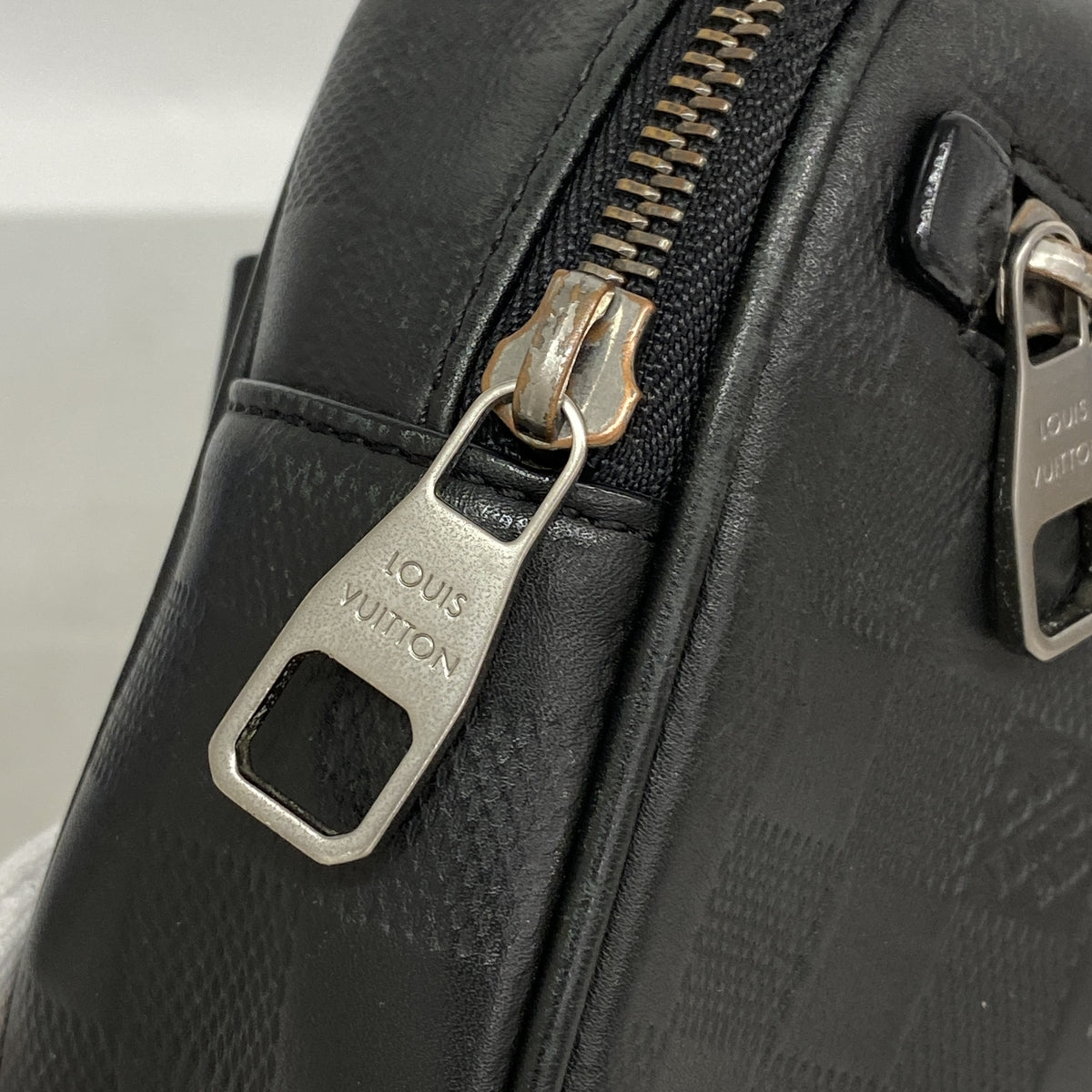 【6ia0114】ルイヴィトン ボディバッグ ダミエ・アンフィニ アンブレール N41288 オニキス【中古】メンズ
