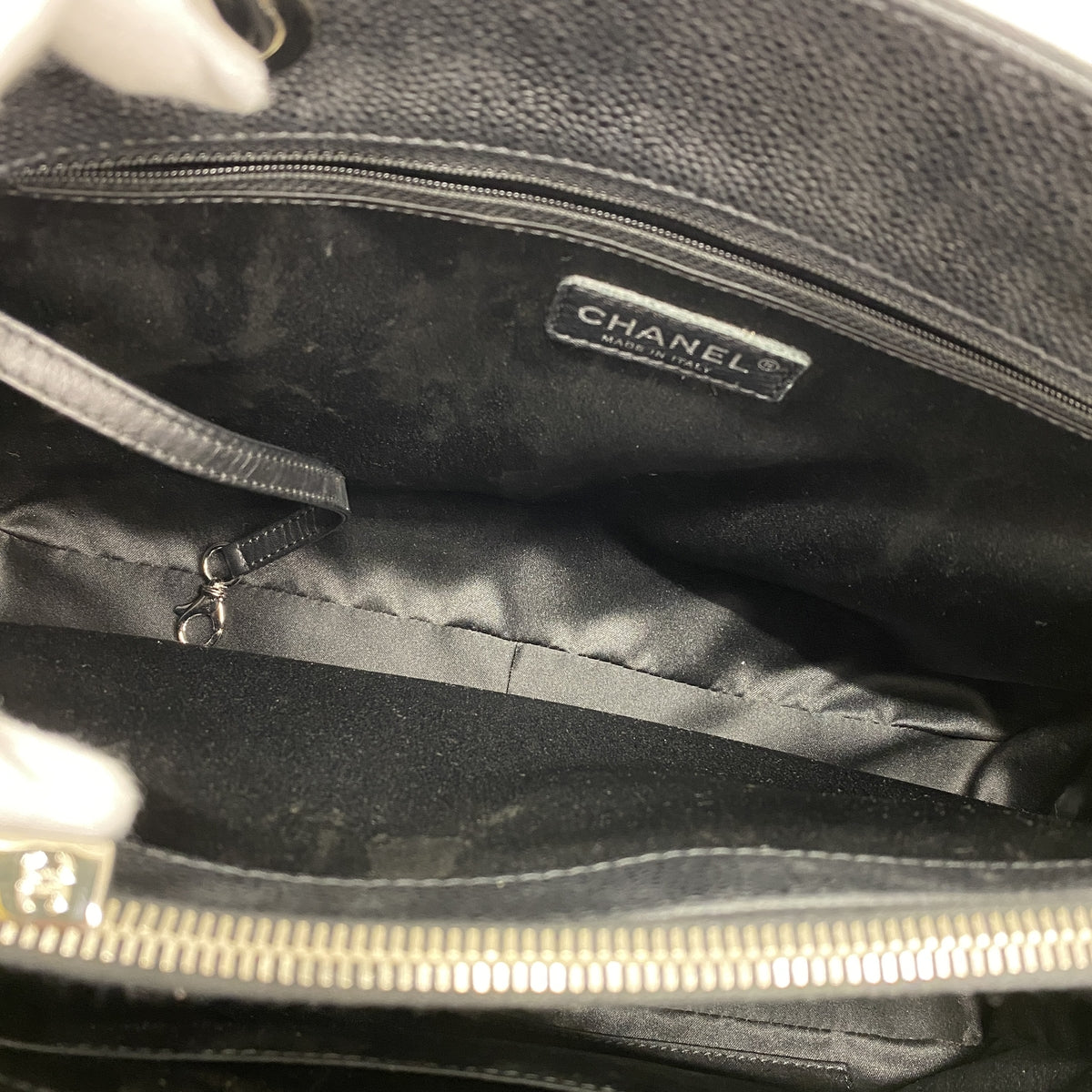 【6ia0120】シャネル チェーントート マトラッセ キャビアスキン ブラック シルバー金具【中古】レディース