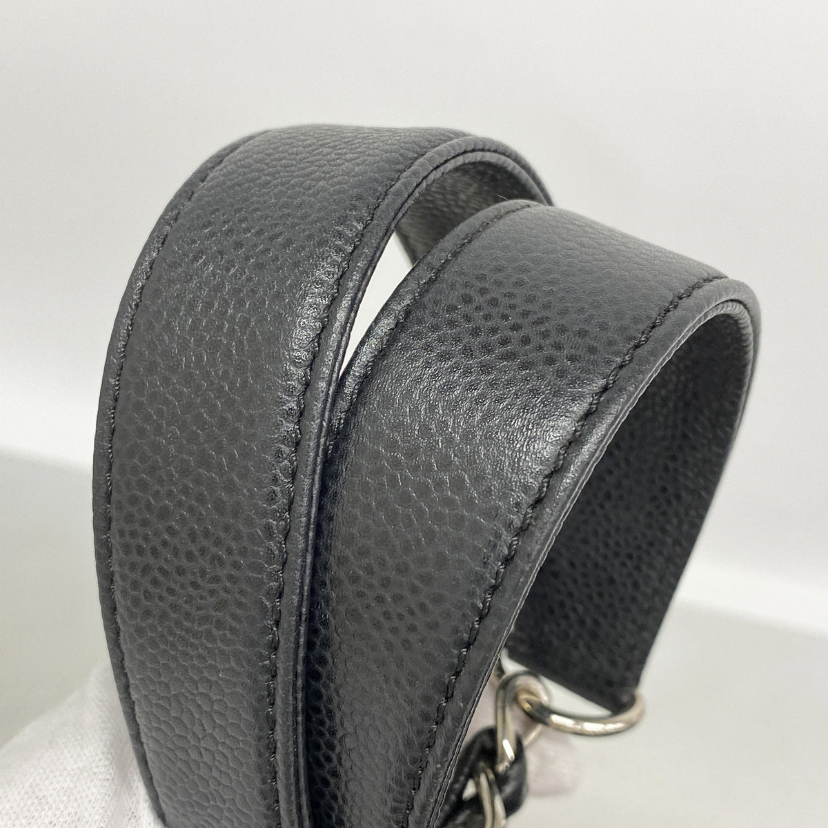【6ia0120】シャネル チェーントート マトラッセ キャビアスキン ブラック シルバー金具【中古】レディース