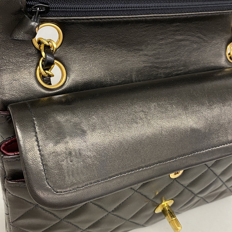 【6ia0129】シャネル ショルダーバッグ マトラッセ Wフラップ Wチェーン ラムスキン ブラック ゴールド金具【中古】レディース