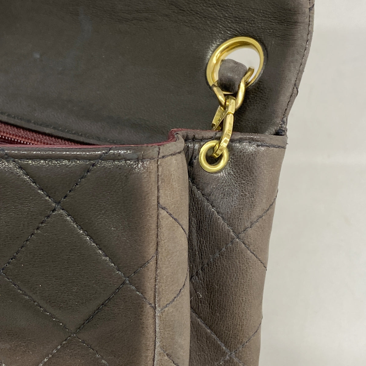 【6ia0161】シャネル ショルダーバッグ ミニマトラッセ チェーンショルダー ラムスキン ブラック ゴールド金具【中古】レディース