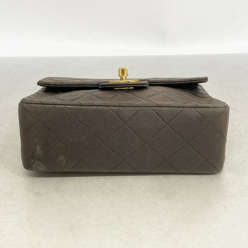 【6ia0161】シャネル ショルダーバッグ ミニマトラッセ チェーンショルダー ラムスキン ブラック ゴールド金具【中古】レディース