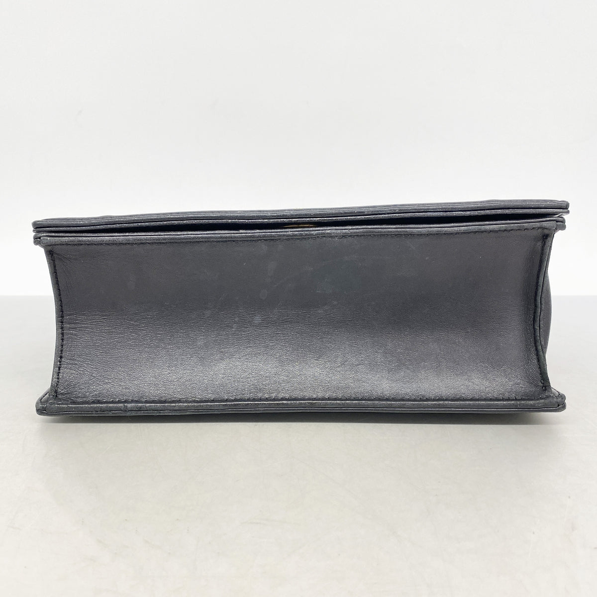 【6ia0175】クリスチャンディオール ショルダーバッグ ディオラマ レザー ブラック ゴールド金具【中古】レディース