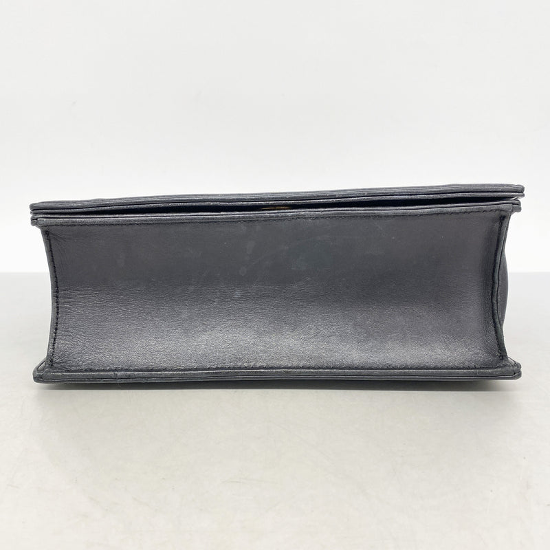 【6ia0175】クリスチャンディオール ショルダーバッグ ディオラマ レザー ブラック ゴールド金具【中古】レディース
