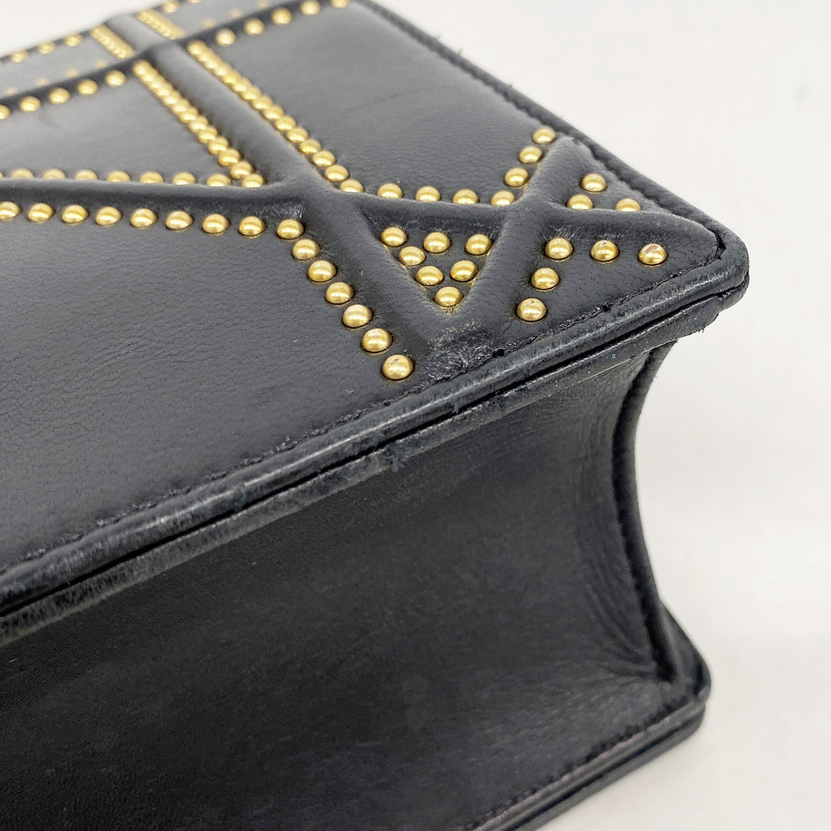 【6ia0175】クリスチャンディオール ショルダーバッグ ディオラマ レザー ブラック ゴールド金具【中古】レディース