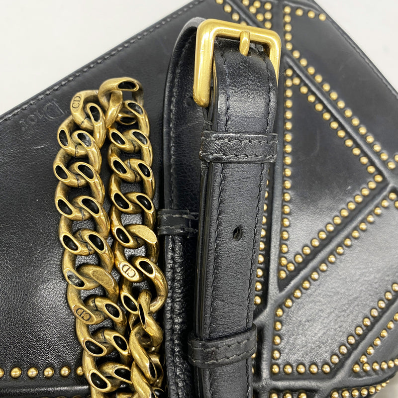 【6ia0175】クリスチャンディオール ショルダーバッグ ディオラマ レザー ブラック ゴールド金具【中古】レディース