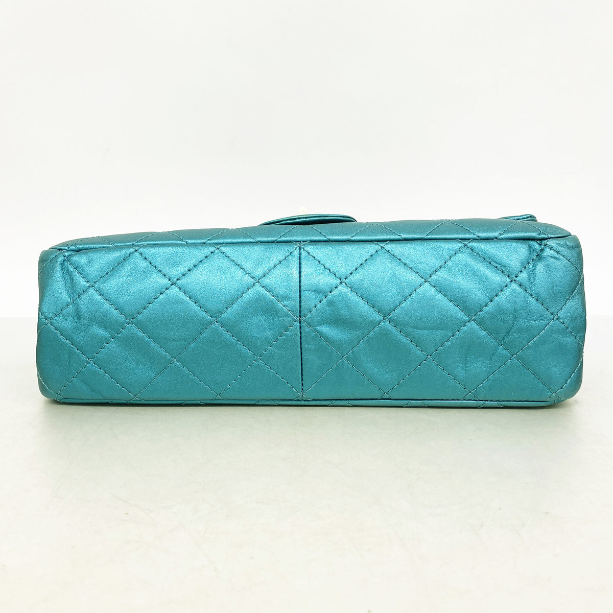 【6ia0176】シャネル ショルダーバッグ 2.55/マトラッセ Wフラップ Wチェーン レザー メタリックブルー シルバー金具【中古】レディース