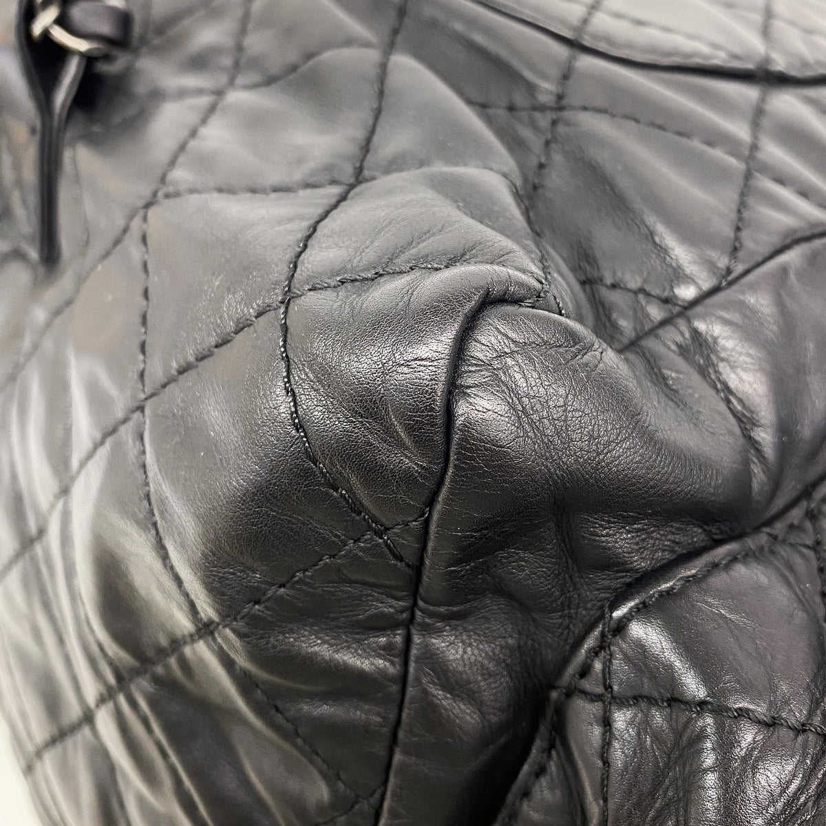 【6ia0177】シャネル リュック・デイパック マトラッセ レザー ブラック シルバー金具【中古】レディース