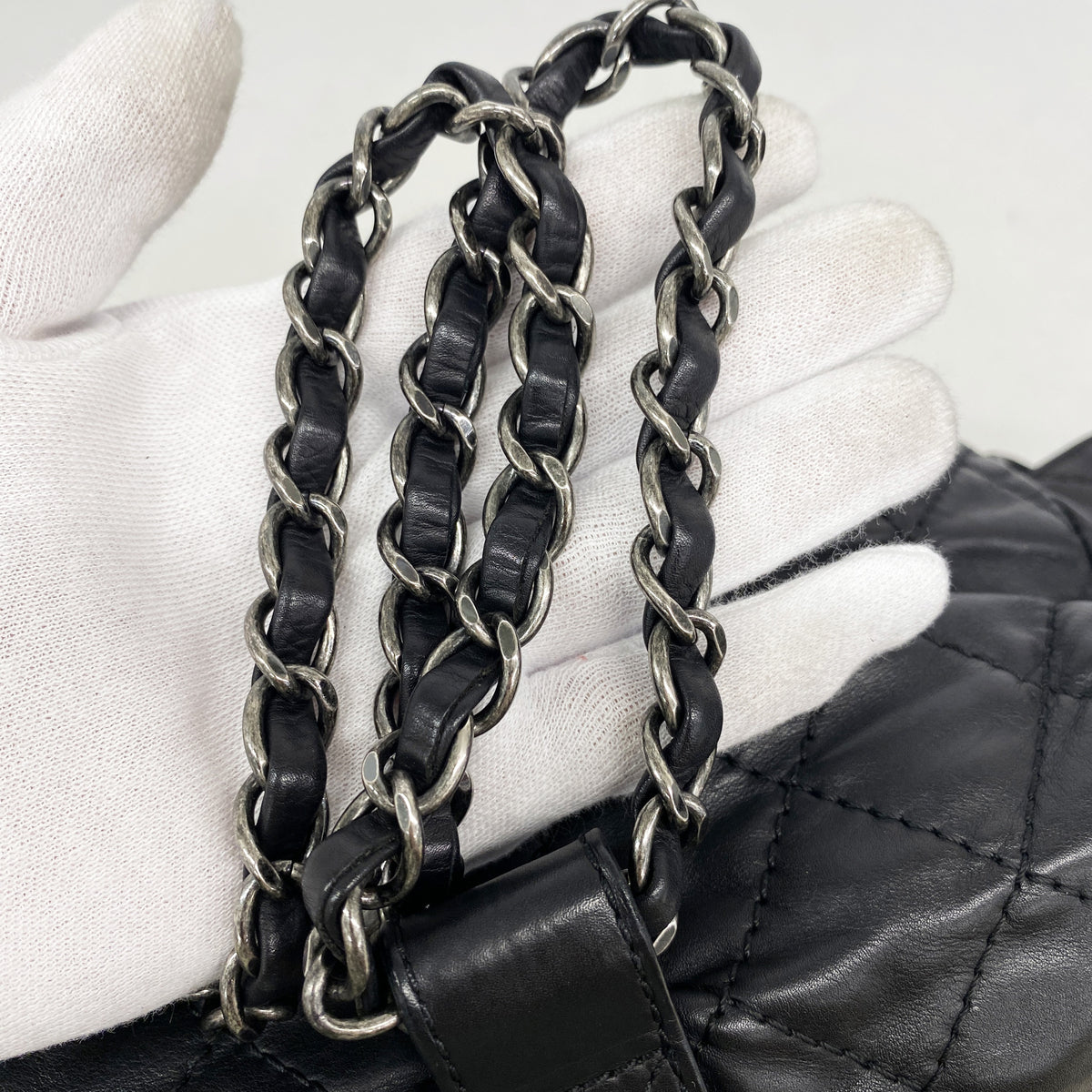 【6ia0177】シャネル リュック・デイパック マトラッセ レザー ブラック シルバー金具【中古】レディース