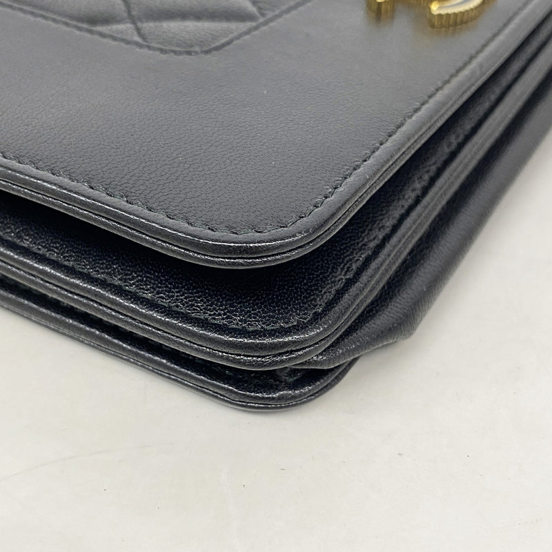 【6ia0183】シャネル ショルダーウォレット マドモアゼル チェーンショルダー ラムスキン ブラック ゴールド金具【中古】レディース