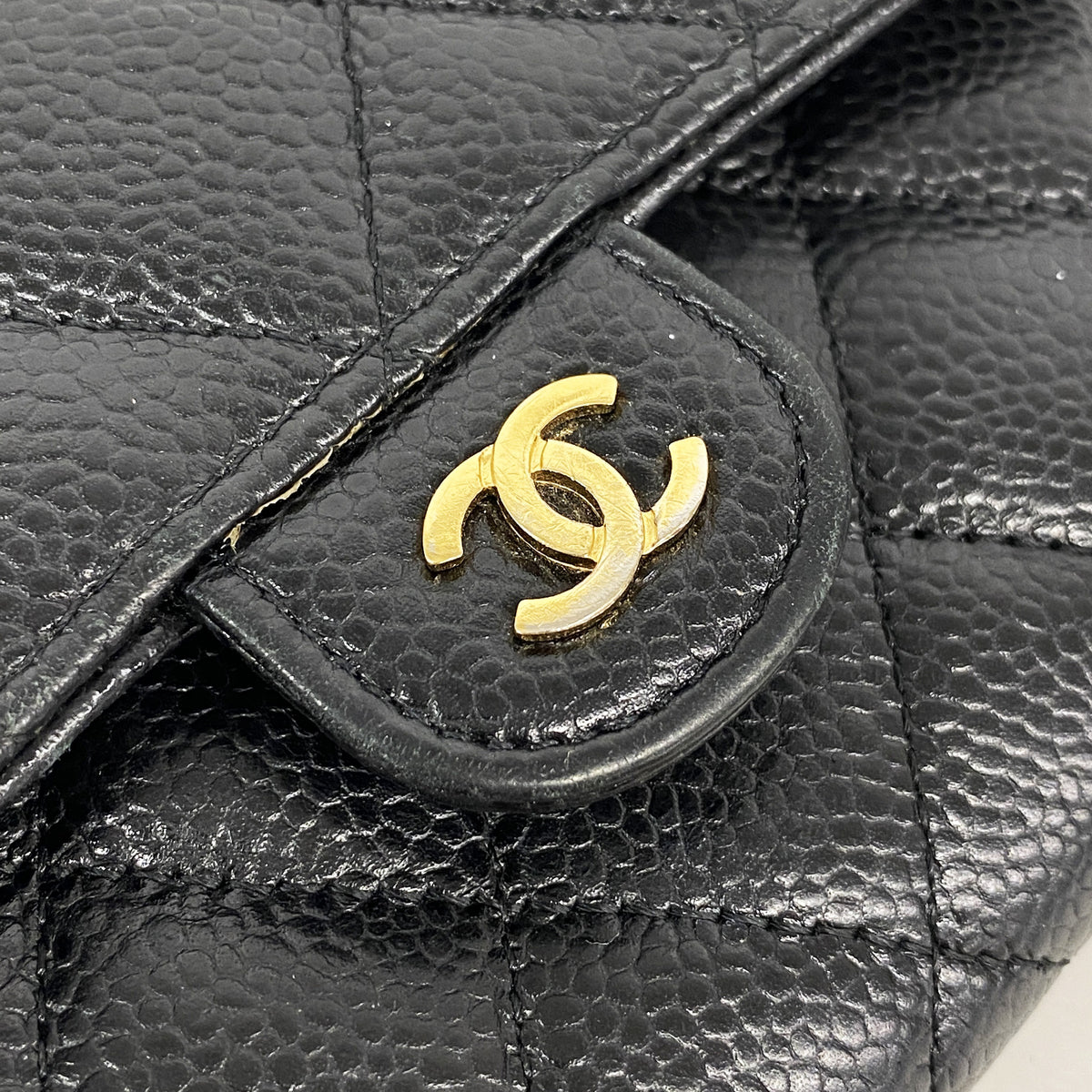 【6ia0184】シャネル 長財布 マトラッセ キャビアスキン ブラック ゴールド金具【中古】レディース