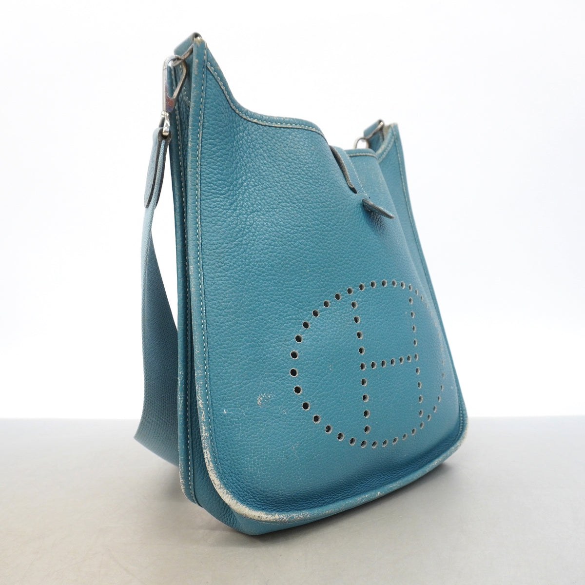 【6ia0249】エルメス ショルダーバッグ エヴリン1PM トリヨンクレマンス ブルージーン シルバー金具 □K刻印【中古】レディース