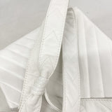 【6ia0273】シャネル ショルダーバッグ Vステッチ ラムスキン ホワイト ゴールド金具【中古】レディース