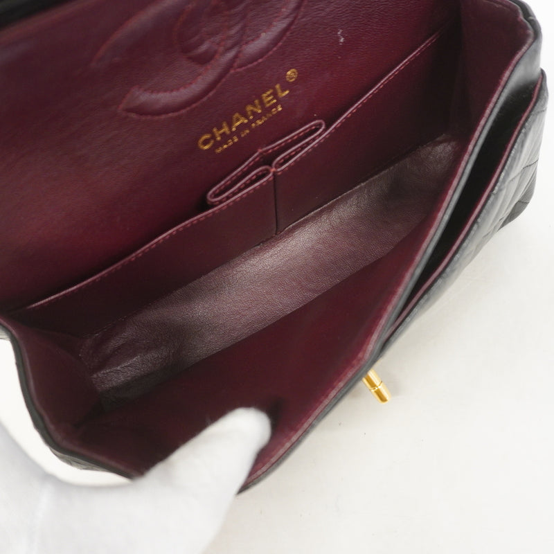 【6ia0318-h】シャネル ショルダーバッグ マトラッセ Wフラップ Wチェーン ラムスキン ブラック ゴールド金具【中古】レディース