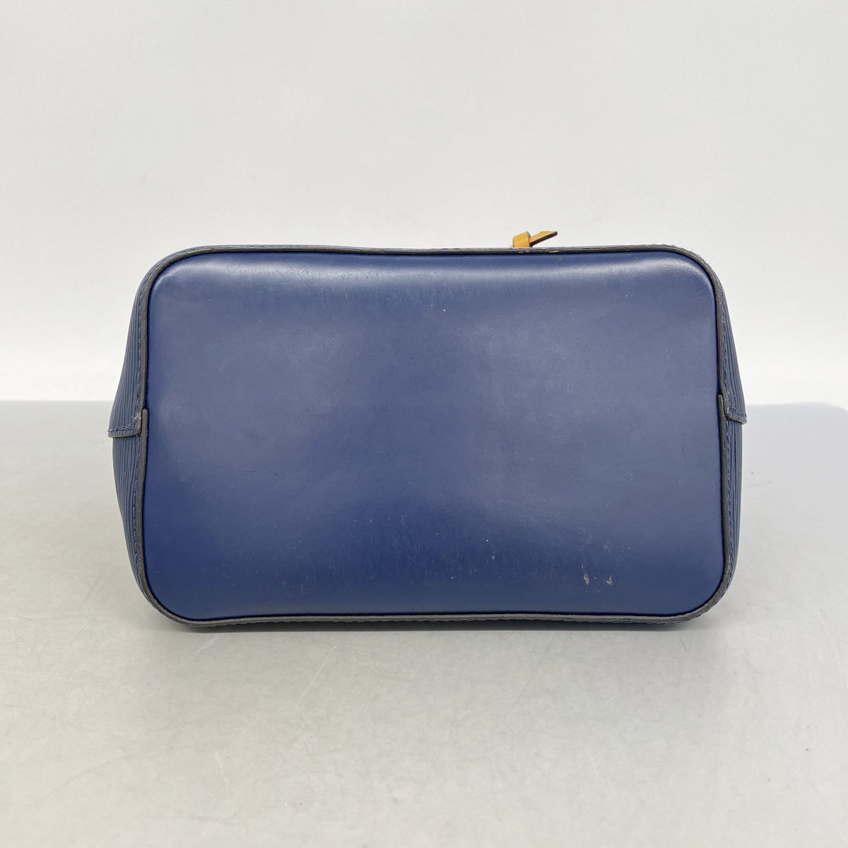 【6ia0336】ルイヴィトン ショルダーバッグ エピ ネオノエBB M53610 アンディゴ/サフラン【中古】レディース