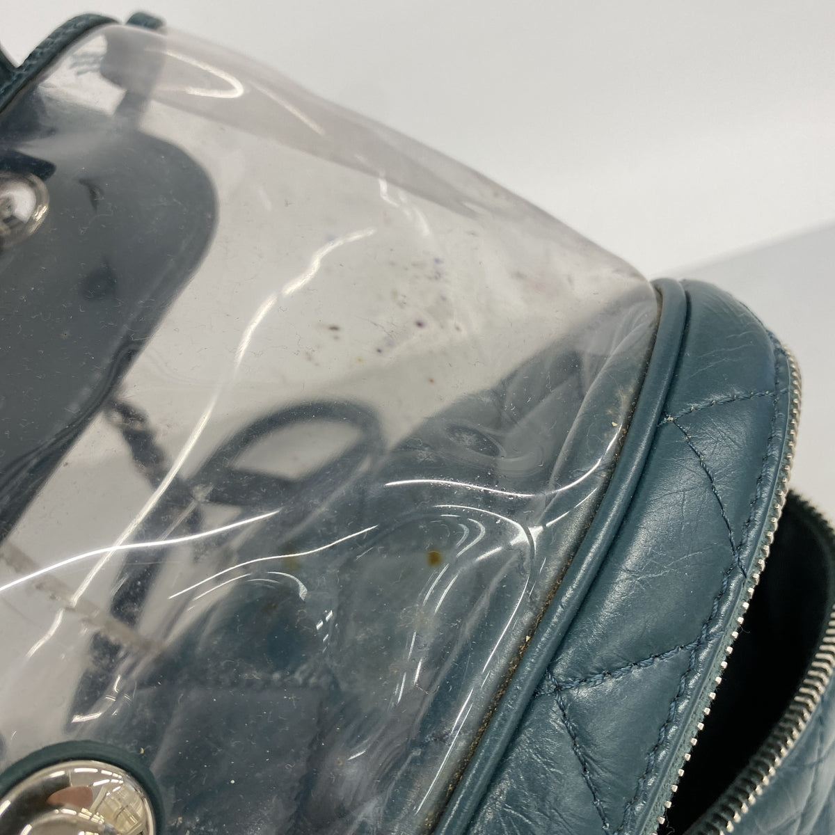 【6ia0363】シャネル リュック・デイパック マトラッセ ラムスキン ビニール グリーン シルバー金具【中古】レディース
