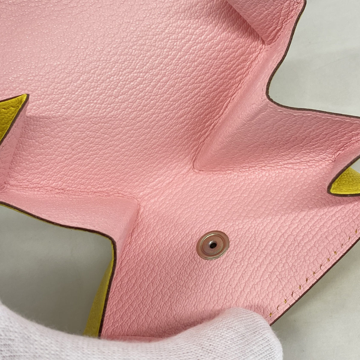 【6ia0374】エルメス コインケース ヴァンキャトルヴェルソ シェブルミゾル ジョーヌナプル/ローズサクラ シルバー金具 D刻印【中古】レディース