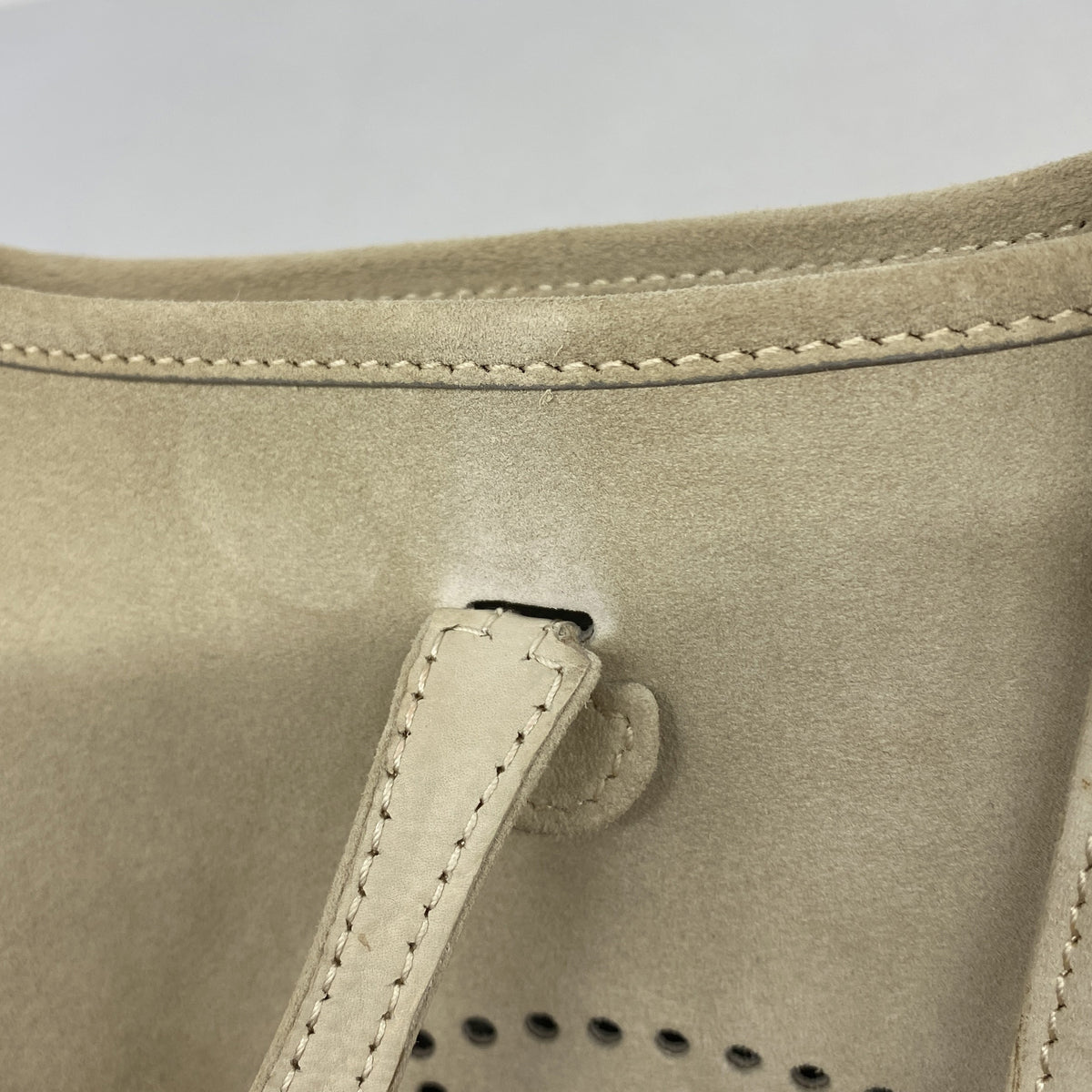 【6ia0388】エルメス ショルダーバッグ エヴリンTPM ドブリス ベトン シルバー金具 □H刻印【中古】レディース